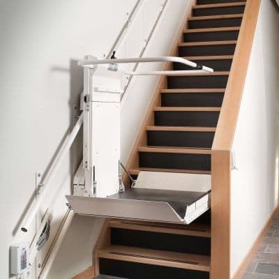 plateforme monte-escalier droit