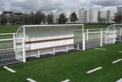banc de touche avec abri 